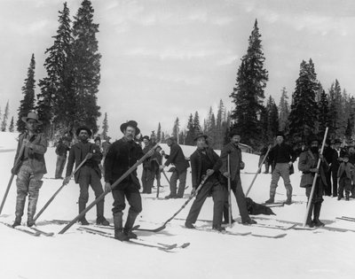 Een ski-brigade door Detroit Publishing Co.